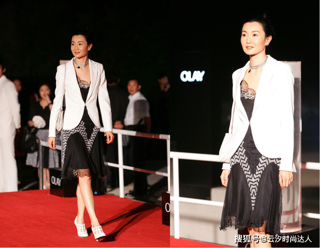 黑色 张曼玉真是“东方女神”，白色修身西装配连衣裙，气质高级又强大