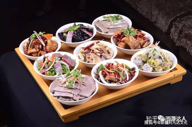 [新疆景点排行及美食导览]