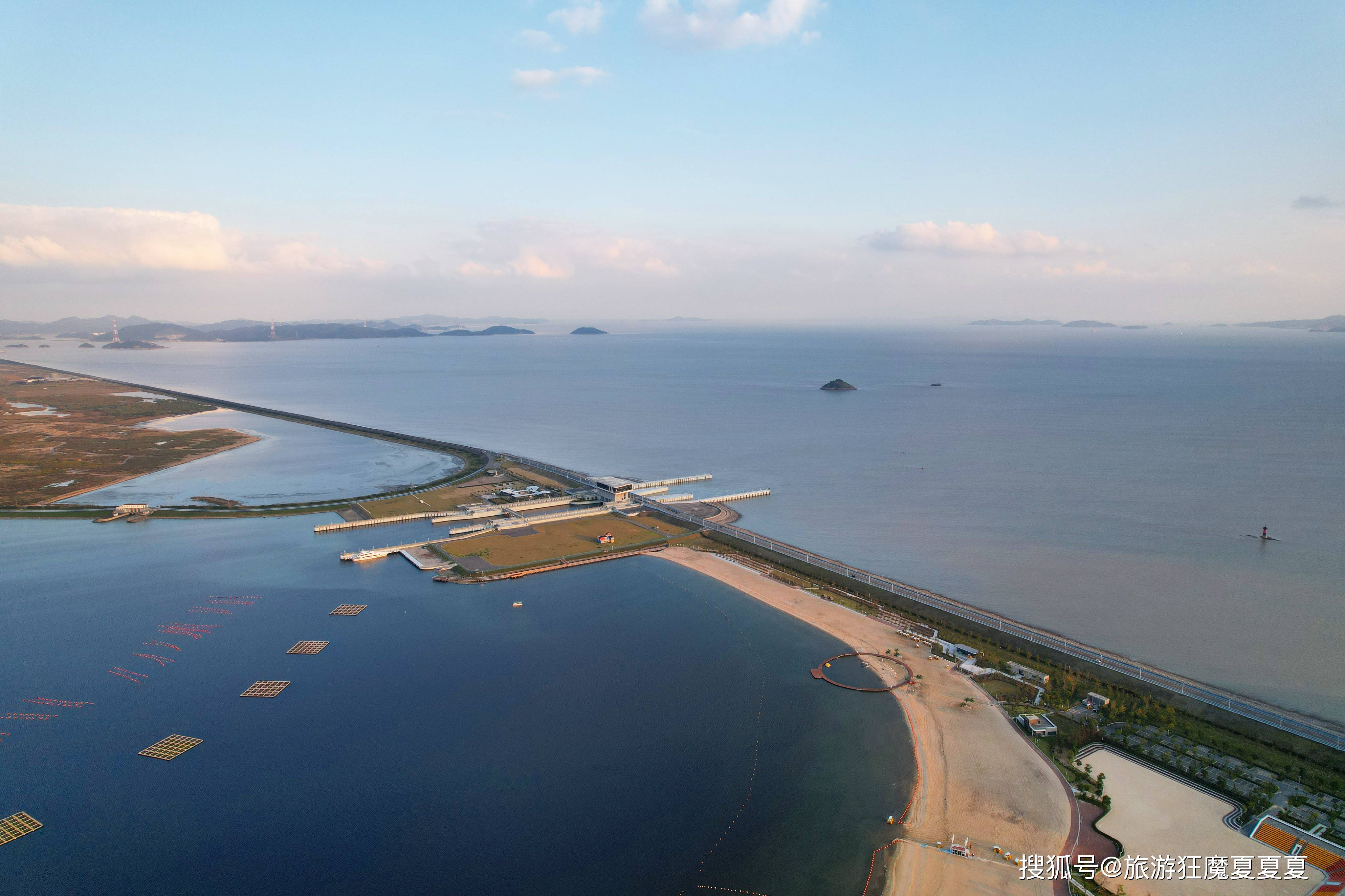 原创宁波靠海却鲜有沙滩,仅梅山湾一枝独秀,形成1.88千米绝美海岸