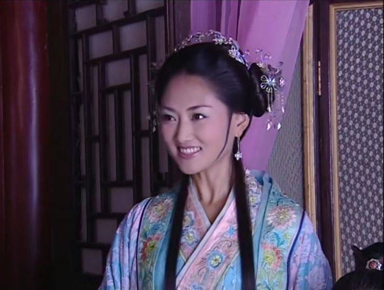 《天仙配》：张巧嘴为什么会黑化？看看王母和七仙女就知道了！_姐妹