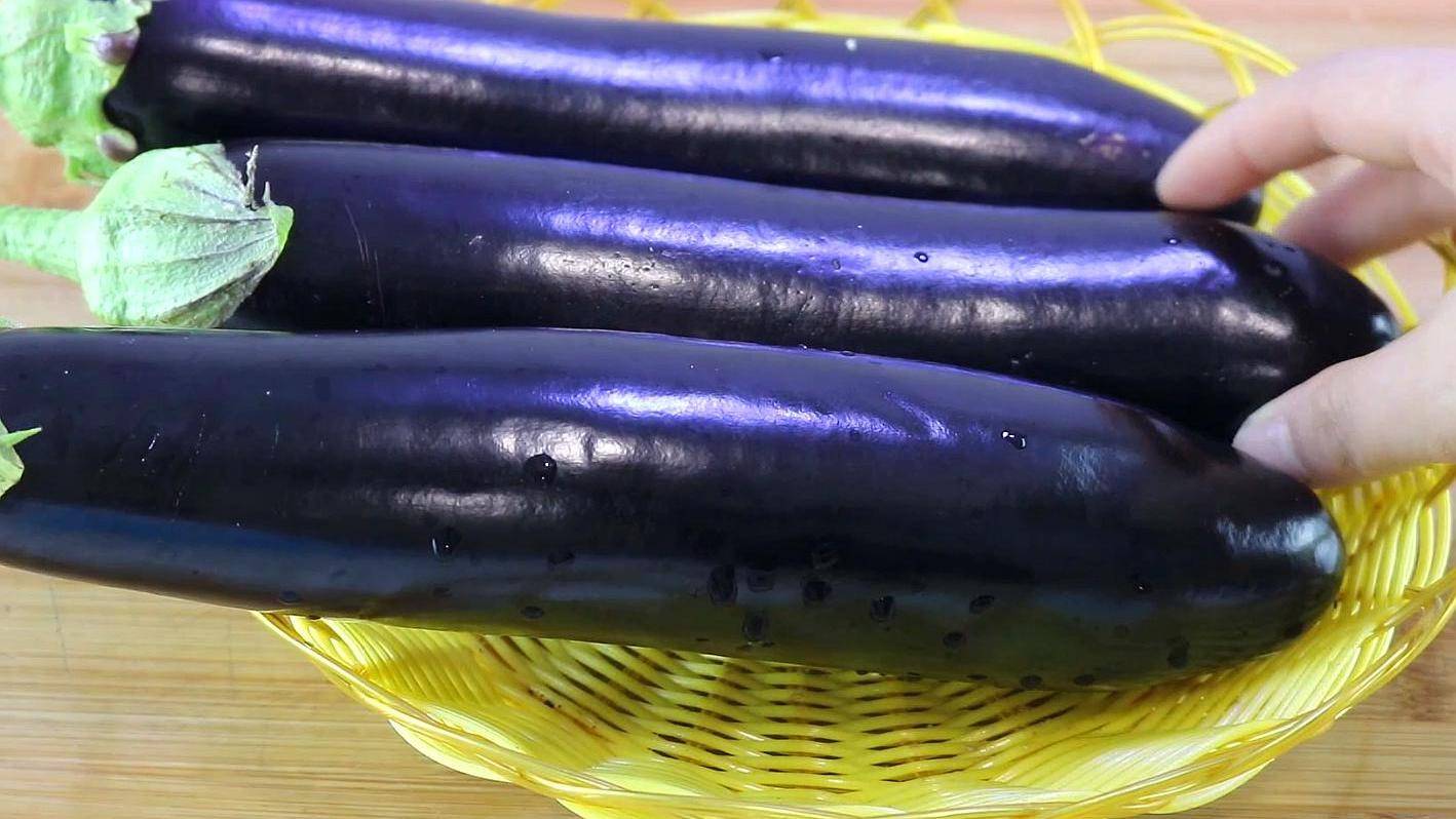 怎么做茄子才能少吸油 4cbf5445794d4a0287861a0b1a2a4dfc.jpeg