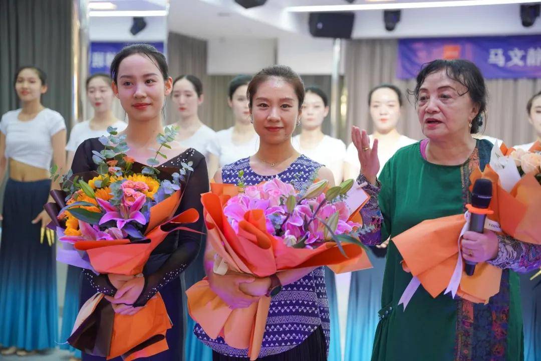 国庆大师课马文静傣族舞传习课程高级研修活动圆满成功