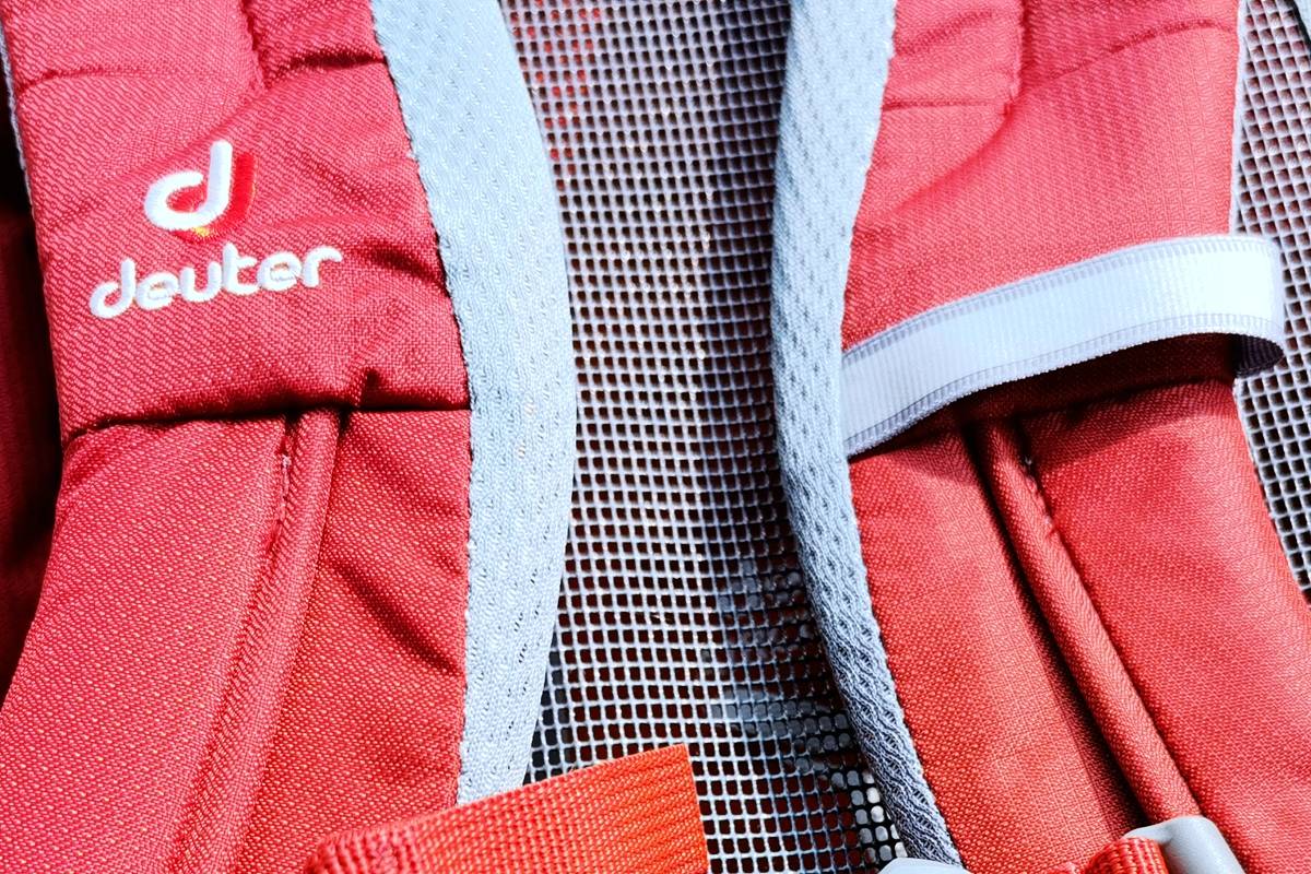 设计 踏秋而行，稳定背负，Deuter多特萤火虫AC LITE18L