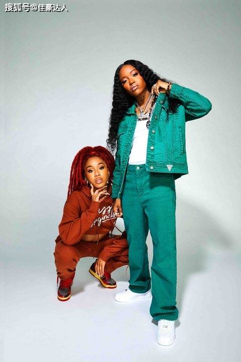 系列 致敬经典 传奇再现 GUESS Originals美式复古风 致敬GUESS Girl璀璨时尚印记