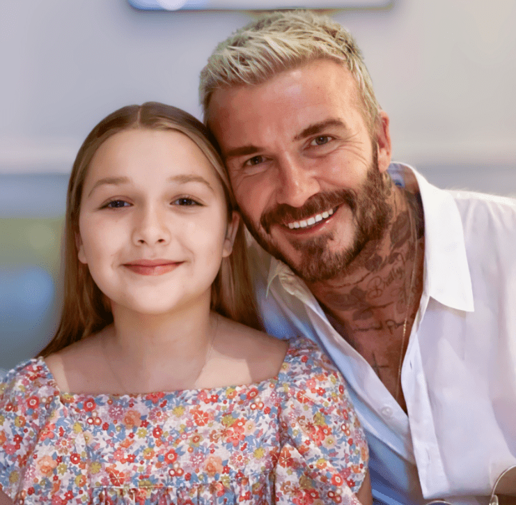 颜色 贝克汉姆女儿越长越美，穿衣时尚精致如公主，气质像妈脸像爸