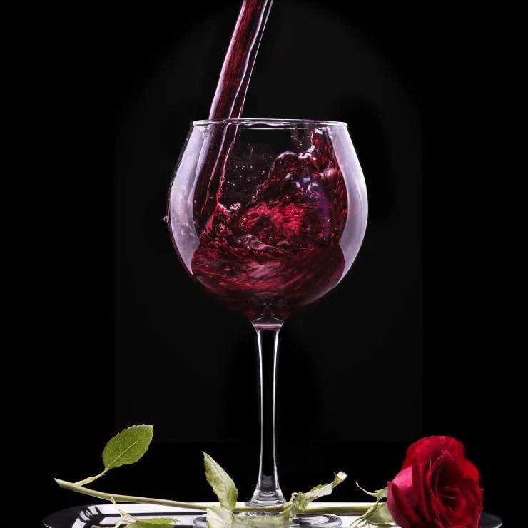 余味|红酒知识 | 品鉴红酒的八大讲究!