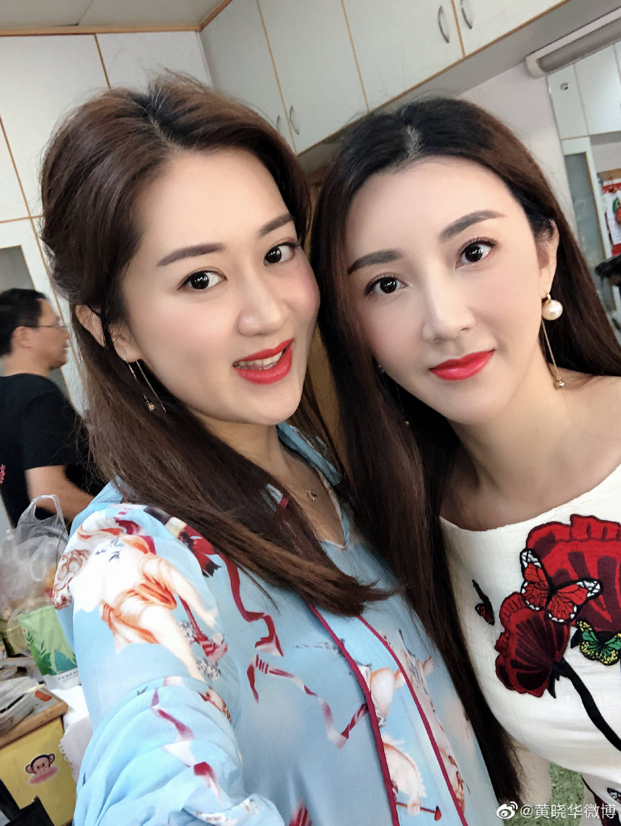 外来媳妇本地郎华女剩女代价配对老作戏外生两女幸福