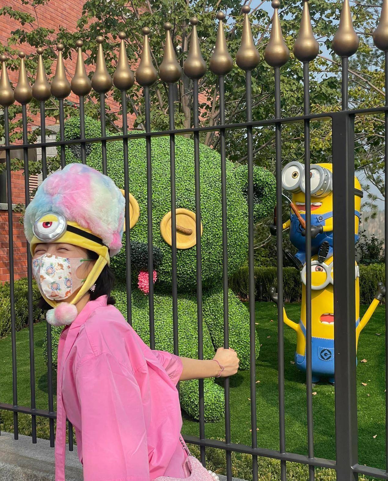 影城 半个娱乐圈都打卡的环球影城开业了，如何get明星同款穿搭？