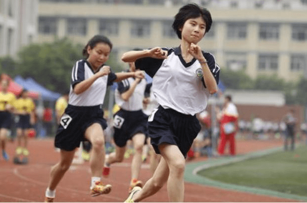 初中生|初中生“身高标准表”来了,至少这个数才算及格,你拖后腿了吗