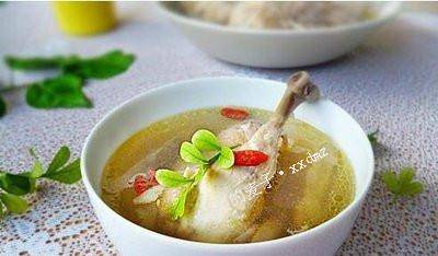 排骨汤放什么材料煲汤好喝 8287fff5159d4b56806198854da7e402.jpeg