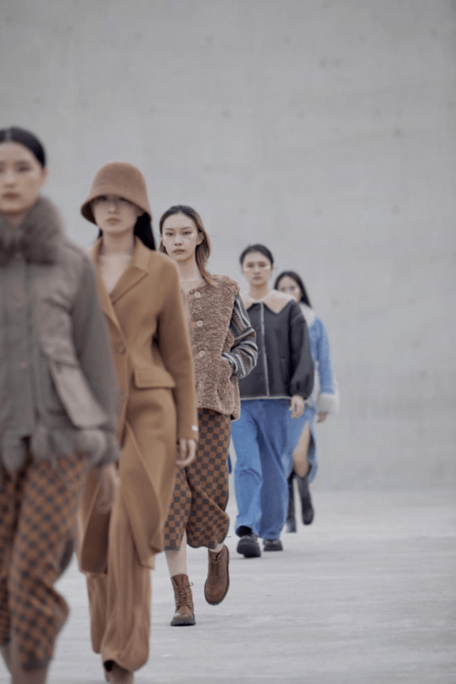 关系 indicia WINTER21 FASHION SHOW“Relations关系” 冬季时装秀