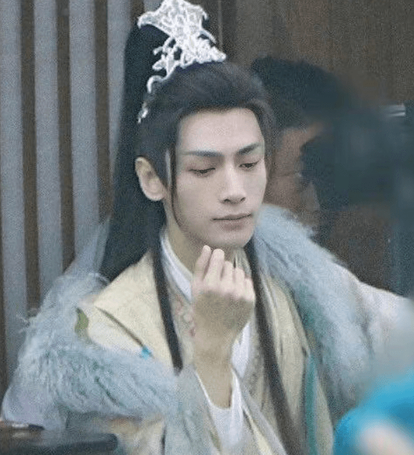 因为|罗云熙又接古装剧，造型传出后，被指完美还原角色，比润玉还好看