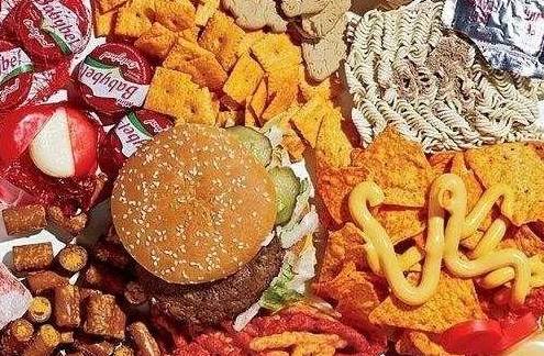 食品|一吃就停不下来，还伤害大脑，这是年轻人的最爱……