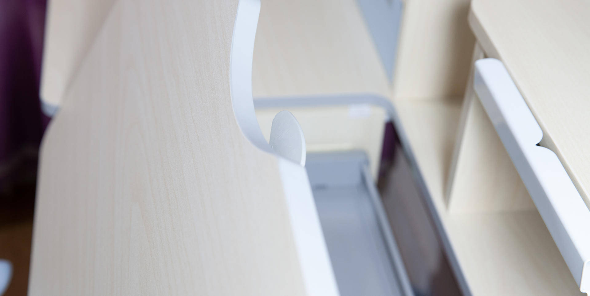 双11儿童桌选购指南-附科贝森儿童学习桌套装使用体验