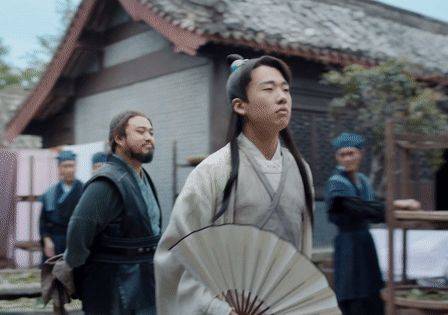 因为|下一年待播剧官宣，杨幂一人占了3部，这是要“霸屏”的节奏吗？