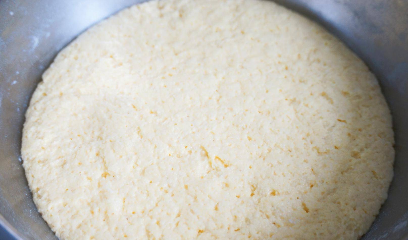 做法|玉米发面早餐饼，外脆里软，营养满满，比点心还好吃