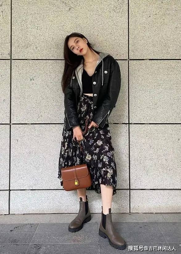 大地 这个秋冬“切尔西靴”又火了，显高显腿长，谁穿谁是时髦“腿精”