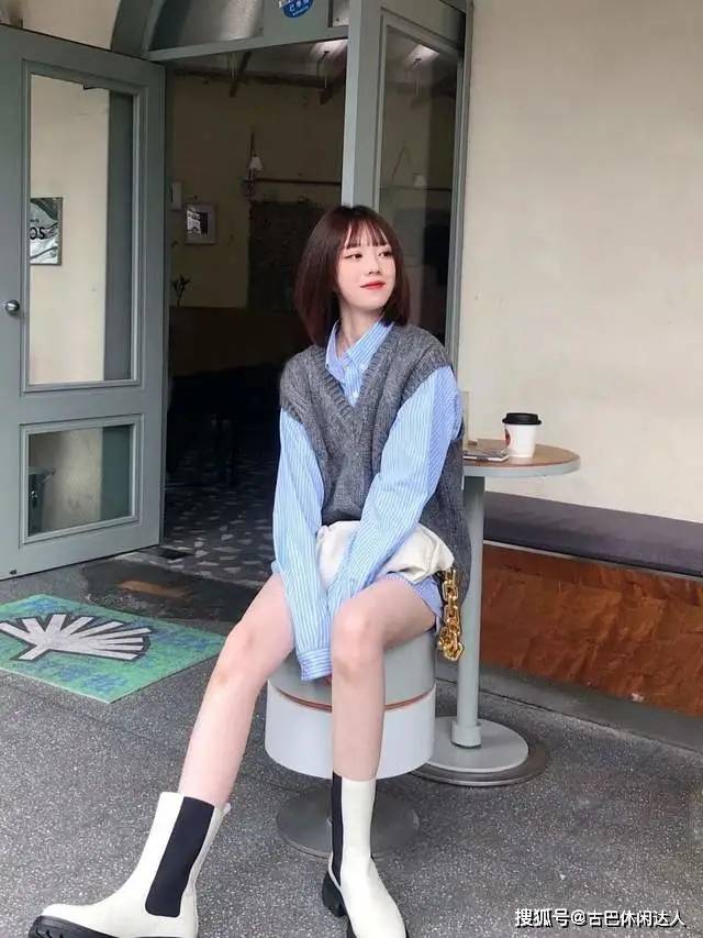 大地 这个秋冬“切尔西靴”又火了，显高显腿长，谁穿谁是时髦“腿精”