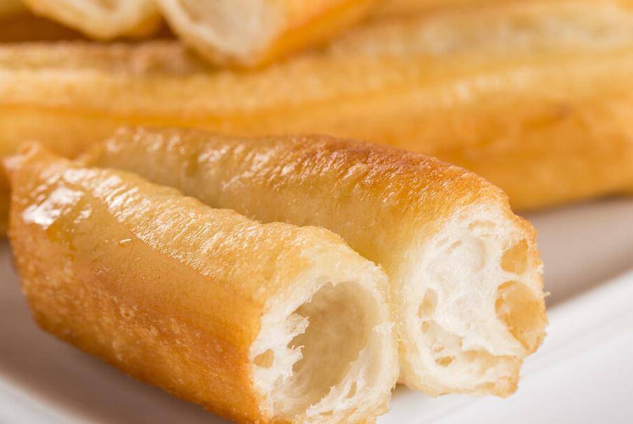 方法|炸油条时,不要加明矾,早餐店老板分享经验,油条蓬松又酥脆