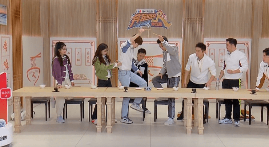 宋雨琦|林一夹面，baby贴心抱住腿，陆地夫妇后，跑男终于明白怎么炒cp了