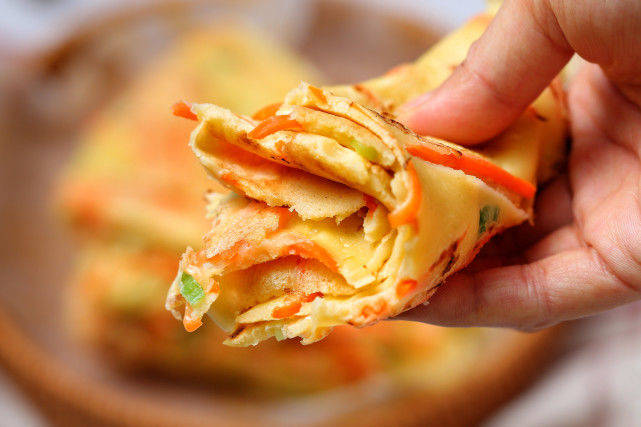 葱花|不揉面不发酵，十分钟搞定早餐饼，香气扑鼻柔软无比，孩子爱吃！