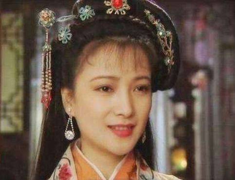 她是唯一演完四大名著的人,因太美在火车站被发掘,如今过得怎样了? 她是唯一演完四大名著的人,因太美在火车站被发掘,如今过得怎样了?
