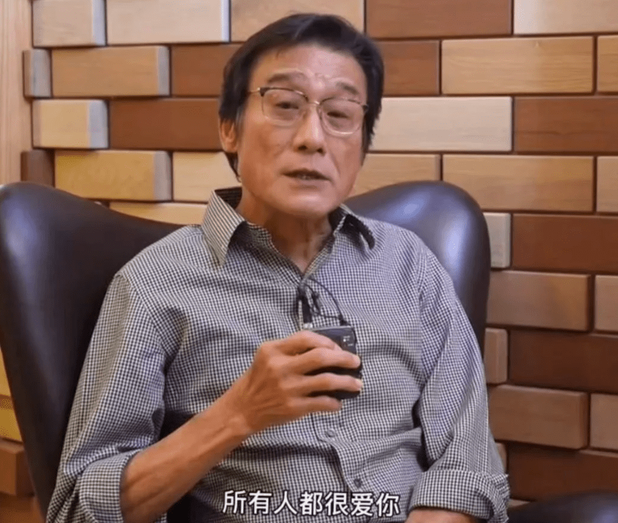 名字|梁家辉谈起梅艳芳落泪捶胸，悲痛表示：所有人都爱你