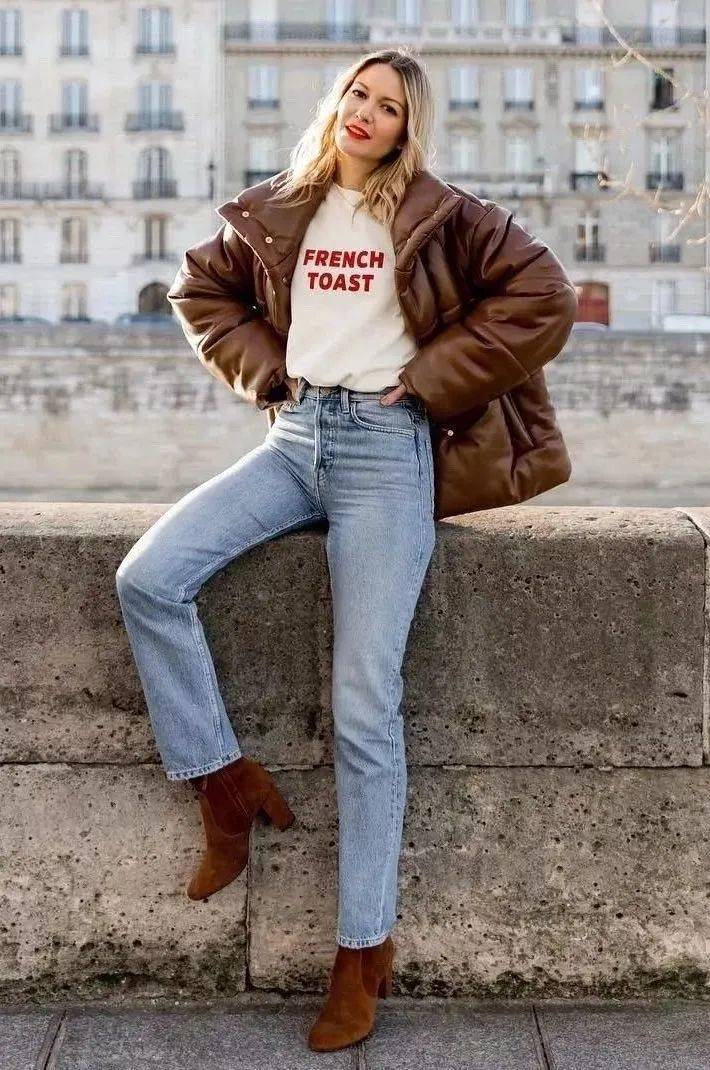 灯芯绒 别再穿高跟鞋了，奶奶裤+短靴才是今年秋冬最流行！