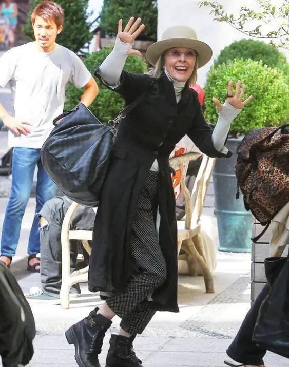 Keaton 无惧年龄的好莱坞演员黛安·基顿如何穿出自己最美的样子?