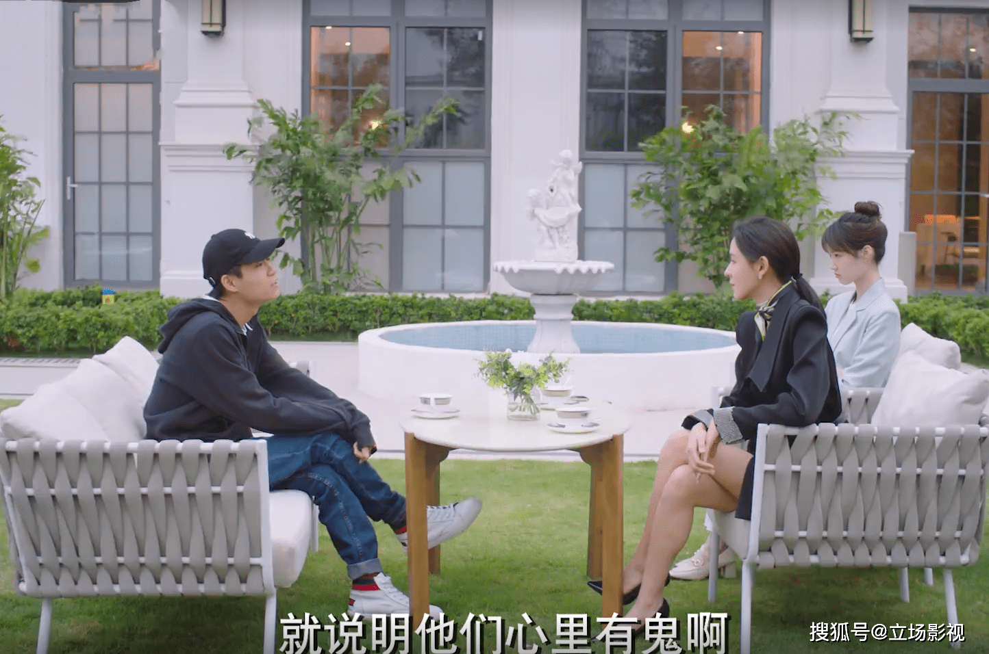 因为|《夜色暗涌时》首播，张予曦搭档刘学义，套路满满却又烂又好看