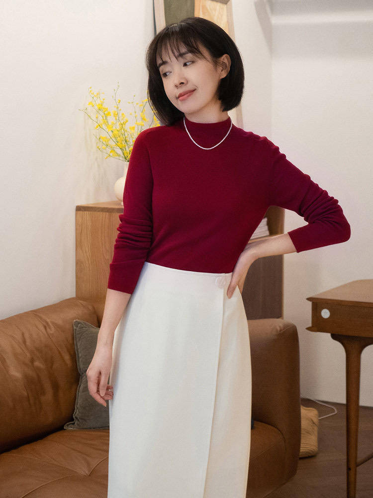美眉 女人年过40更要注重保暖，来试试这些高领衫搭配，保暖时髦显气质