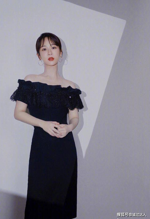 整体 从可爱转型到气质，建议学习杨紫的穿搭“三部曲”，尽显优雅