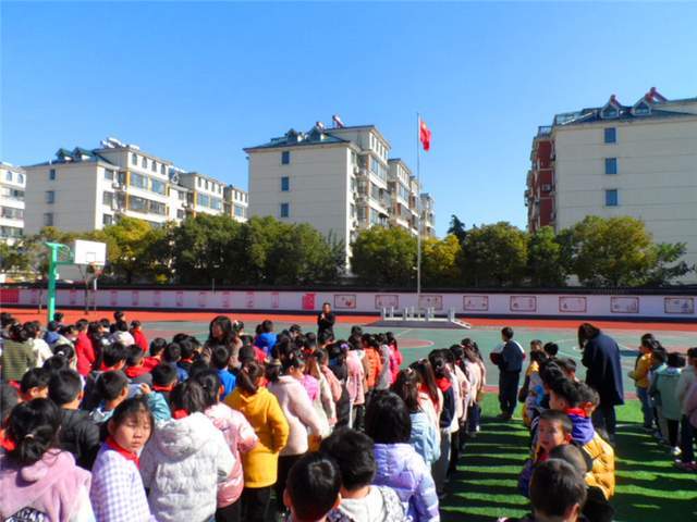 江苏海安高新区田庄小学举行消防疏散演练活动