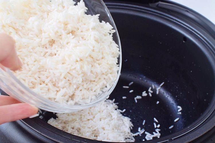 竹帘|天渐凉,做个简易饭团,饱腹抗饿,?咸?香味美,老人小孩都爱吃