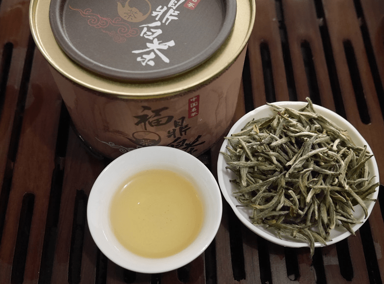 福鼎|尝鲜秋白茶，尽量避开这三种坑，才不会被劣质茶迷了眼