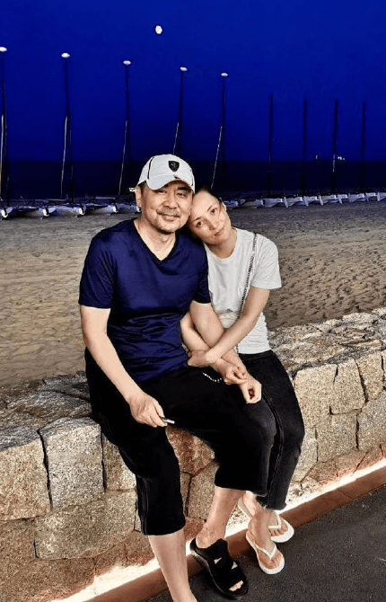 蒋勤勤|46岁蒋勤勤新剧被指显老，与徐海乔的CP像母子，这真的是被误解了