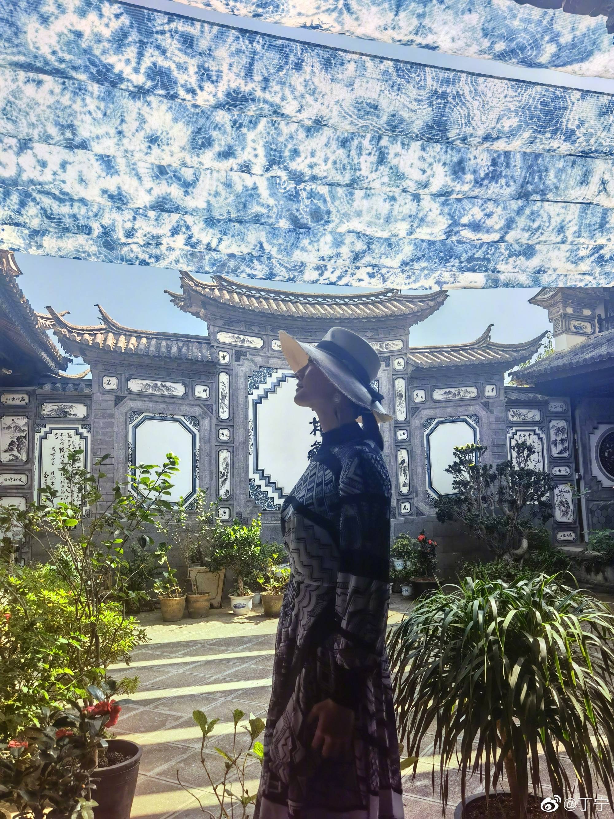 大满贯|气质变了！国乒大满贯丁宁晒北大照片，前队友：多吃点姐，太瘦了