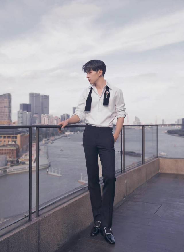 制作组|《青簪行》准备重拍，已经开始默默布景，更换男主拍摄