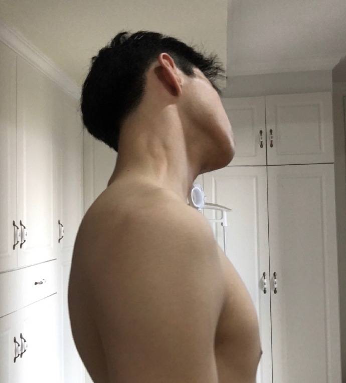 22歲的重慶大男孩，看上去很瘦，脫掉衣服有肌肉，帥痞可愛又迷人！ 健身減肥達人 第11张