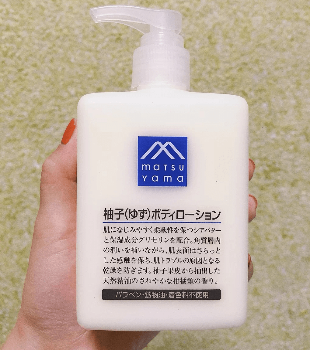 olay9款身体乳孕妈实测：凡士林长毛，olay成分不安全！玉泽味道难闻