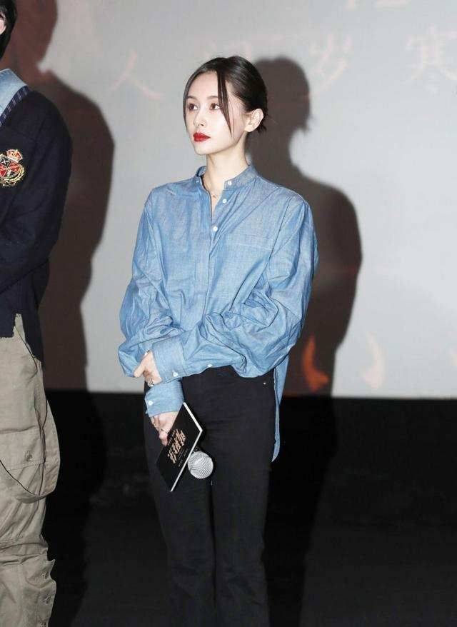 整体 身高不到160，想要显高又有气质，王子文的小黑裤你得来一条