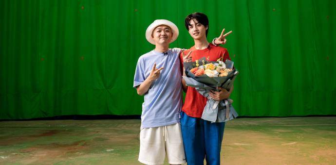 节目组|朱志鑫参加《导演请指教》,TF家族三代团开始发力,但困难重重