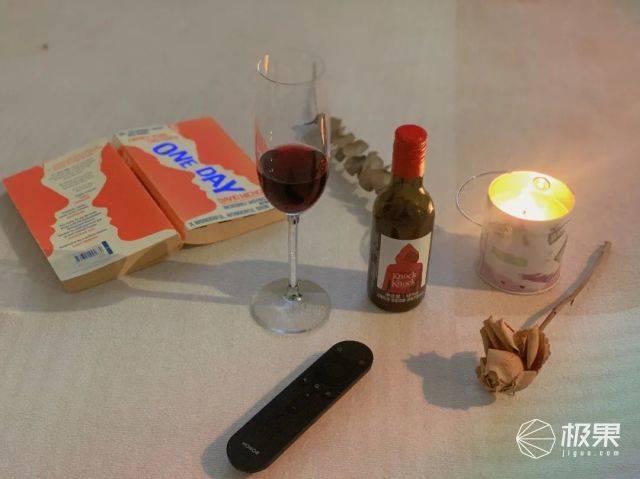 时尚博主的灵感之光！荣耀智慧屏X2：开机秒入画精致度满分