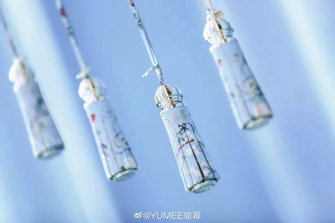 品牌国货彩妆也有高级定制，YUMEE瑜幂的彩妆奢侈艺术