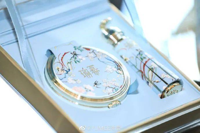 品牌国货彩妆也有高级定制，YUMEE瑜幂的彩妆奢侈艺术
