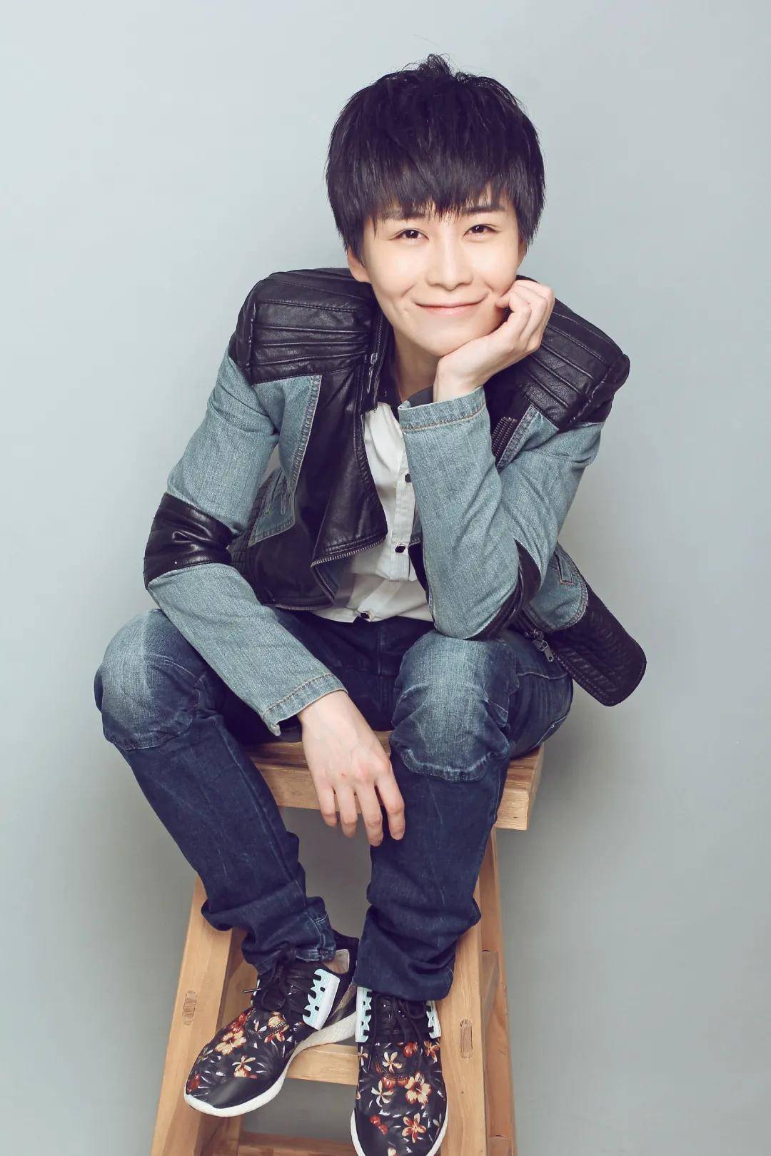 唱作人苏晴新单《我睡不着》温暖上线 治愈周末时光_专辑