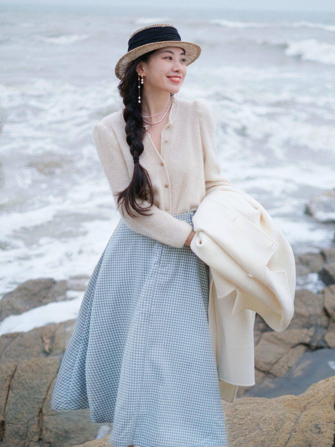 小个子 冬天想要穿出时尚感，怎么能少得了风衣？这些穿搭保暖又洋气