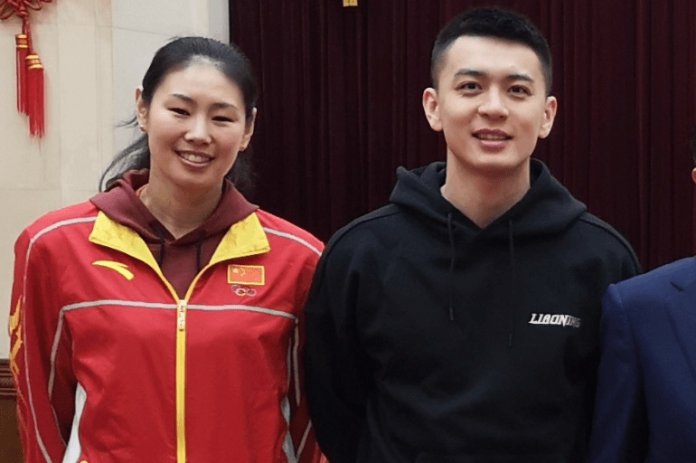 中国女排从此再无二八连线!唯一不会被黑的副攻颜妮告别排球赛场