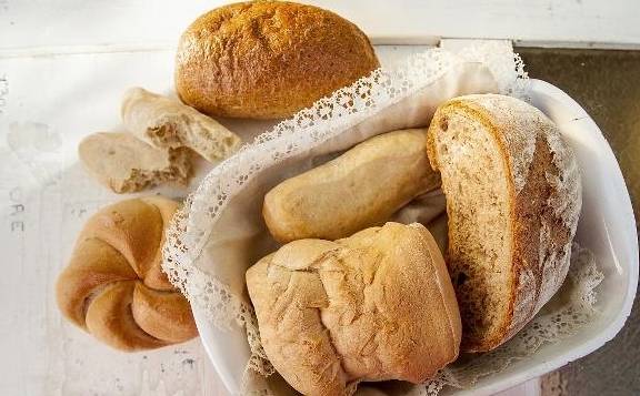 人体|早餐吃油条不健康?营养师:这3种早餐,能不吃尽量别吃