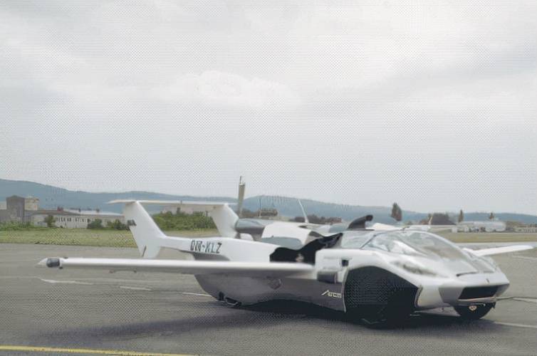 一款可以飞上天际的汽车，aircar首飞圆满成功